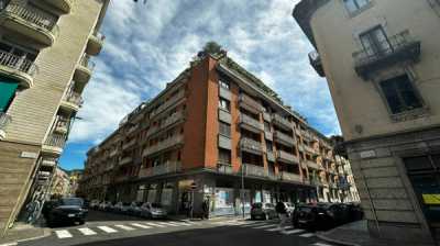 Appartamento in Vendita a Torino via Saluzzo 97