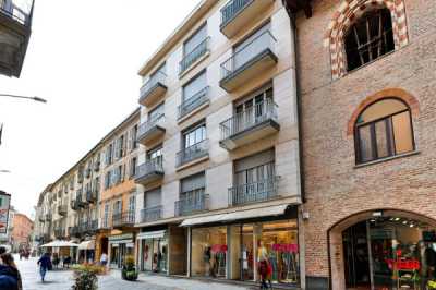 Appartamento in Vendita ad Asti Corso Alfieri 231