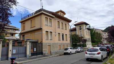 Villa in Vendita a Torino Corso Casale 184
