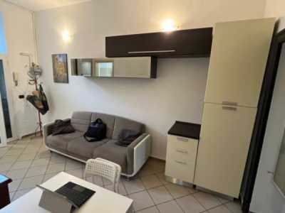 Appartamento in Affitto a Milano via Elia Lombardini 12