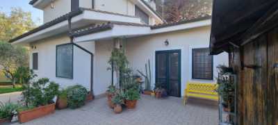 Villa in Vendita a Fiumicino via Michele Rosi 89