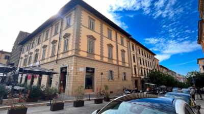 Appartamento in Vendita ad Arezzo Piazza San Francesco