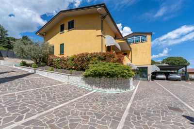 Villa in Vendita a Perugia via Dei Ciclamini