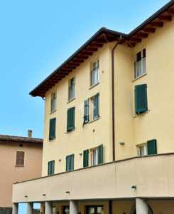 Appartamento in Vendita a Mandello del Lario via Dante Alighieri 33