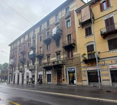 Appartamento in Affitto a Torino via Genova 33