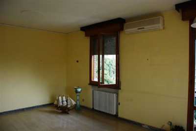 Appartamento in Affitto a Reggio Emilia Viale Timavo