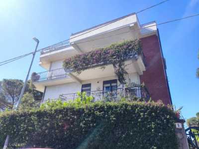 Appartamento in Affitto a Catania via Acicastello