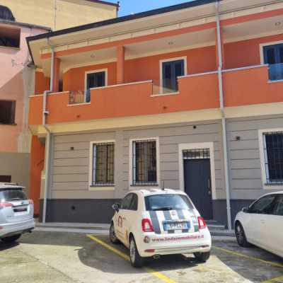 Palazzo Stabile in Vendita a Lodi Viale Milano 9