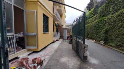 Appartamento in Affitto a Genova via Michele Marras