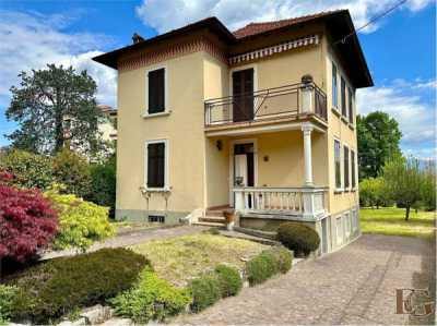 Villa in Affitto a Lavena Ponte Tresa via Marconi