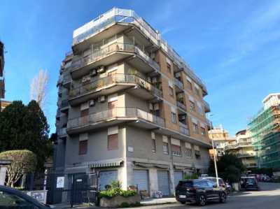 Appartamento in Vendita a Roma via Filippo Vassali 15 Roma