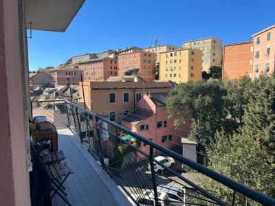 Appartamento in Affitto a Genova via della Piazzetta Sturla