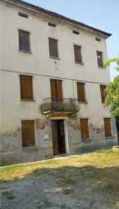Edificio Stabile Palazzo in Vendita a Battaglia Terme via Squero