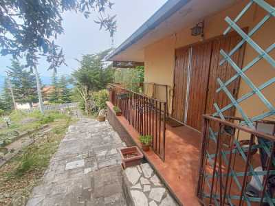 Villa in Vendita a Serrone via Monte Scalambra