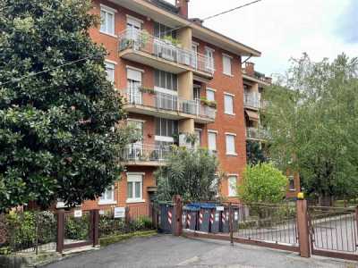 Appartamento in Vendita a Varese via Cantoreggio 68