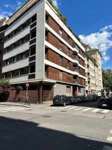 Appartamento in Affitto a Torino via Ugo Foscolo 25