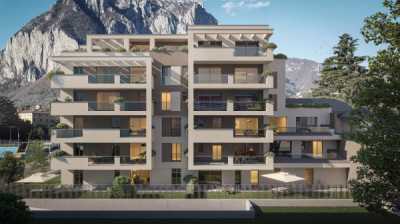 Appartamento in Vendita a Lecco via Cantarelli