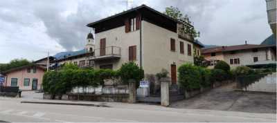 Villa in Vendita a Trento via Nazionale 45