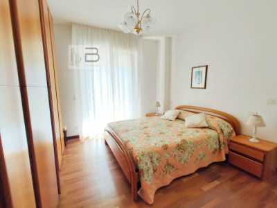 Appartamento in Vendita a Camaiore via Pietro Tabarrani