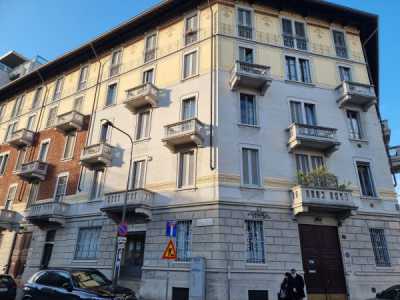Appartamento in Vendita a Milano Piazza Piemonte