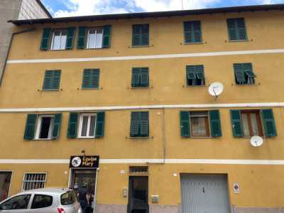 Appartamento in Vendita a Genova via Natale Gallino