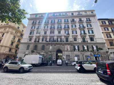 Appartamento in Vendita a Napoli via Cardinale Guglielmo Sanfelice 33