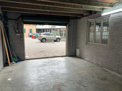 Box Garage in Vendita a Genova via Geirato
