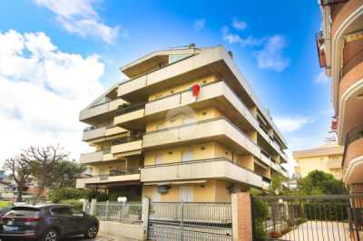 Appartamento in Vendita ad Alba Adriatica via Trento 8