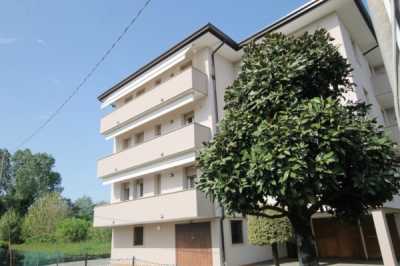 Appartamento in Vendita a Padova via Avisio