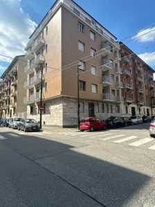 Appartamento in Affitto a Torino via Cristalliera 18
