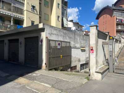 Box Garage in Vendita a Torino via Oropa 58