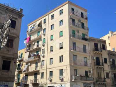 Appartamento in Vendita a Palermo via Matteo Carnalivari 3