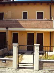 Villa in Vendita ad Occhiobello via Prof f Pellegrini Santa Maria Maddalena